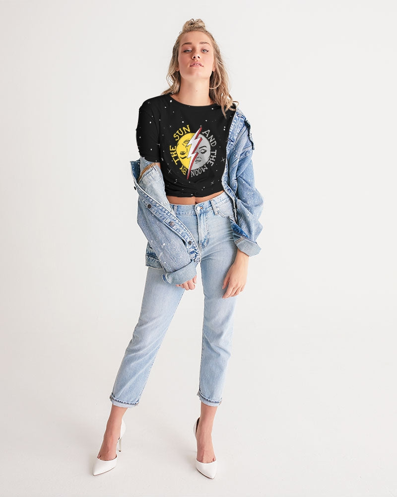 COSMIC THUNDER - Women's Twist-Front Cropped Tee