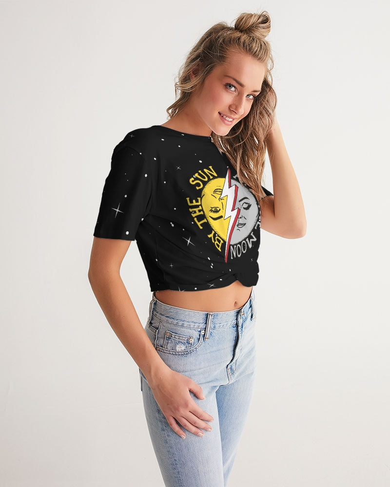 COSMIC THUNDER - Women's Twist-Front Cropped Tee